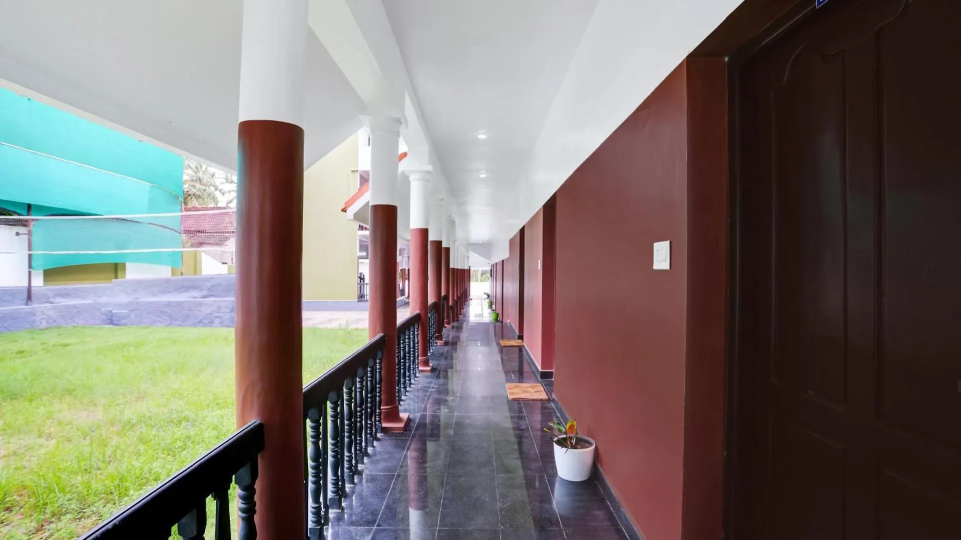 Hotel O Ocean Queen Palace Hotel Kovalam